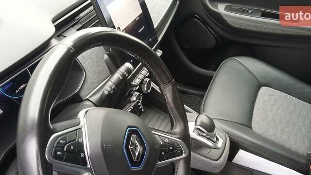 Сірий Рено Зое, об'ємом двигуна 0 л та пробігом 114 тис. км за 13200 $, фото 11 на Automoto.ua