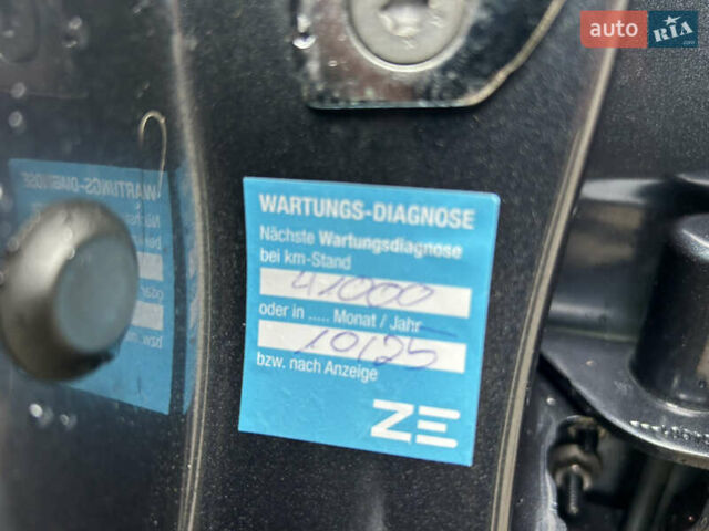 Серый Рено Зое, объемом двигателя 0 л и пробегом 16 тыс. км за 14800 $, фото 40 на Automoto.ua