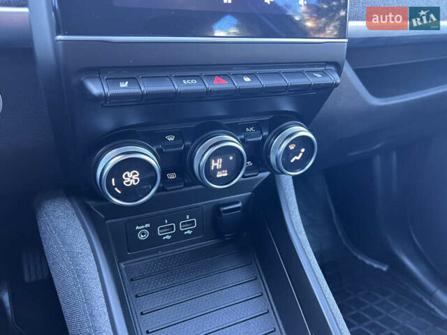 Сірий Рено Зое, об'ємом двигуна 0 л та пробігом 4 тис. км за 12900 $, фото 26 на Automoto.ua