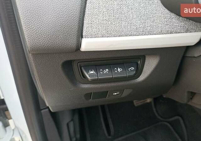 Сірий Рено Зое, об'ємом двигуна 0 л та пробігом 61 тис. км за 11499 $, фото 24 на Automoto.ua