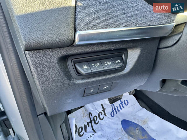 Сірий Рено Зое, об'ємом двигуна 0 л та пробігом 70 тис. км за 12500 $, фото 15 на Automoto.ua