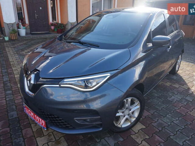 Серый Рено Зое, объемом двигателя 0 л и пробегом 174 тыс. км за 12000 $, фото 12 на Automoto.ua