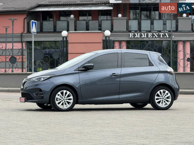 Серый Рено Зое, объемом двигателя 0 л и пробегом 125 тыс. км за 11700 $, фото 4 на Automoto.ua