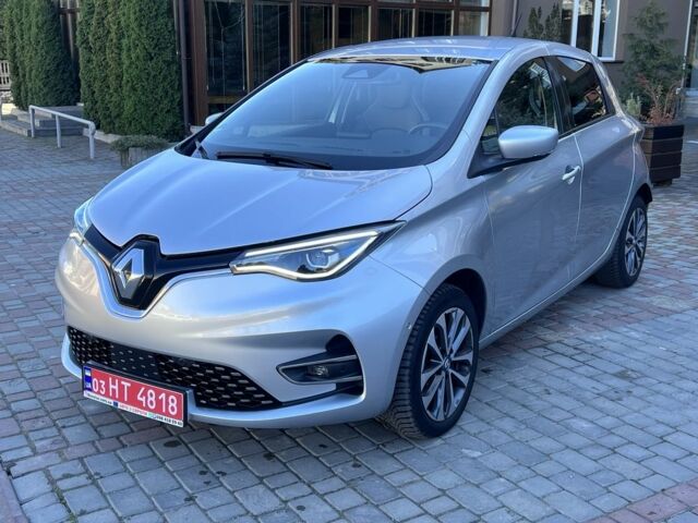 Серый Рено Зое, объемом двигателя 0 л и пробегом 100 тыс. км за 317 $, фото 18 на Automoto.ua