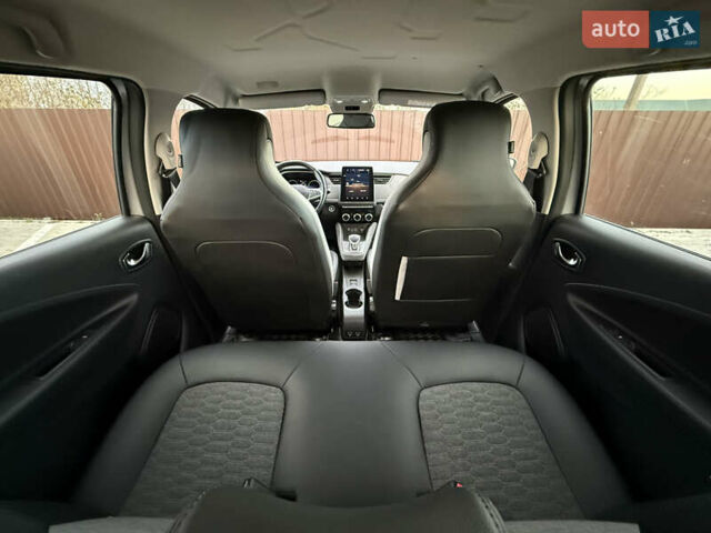 Сірий Рено Зое, об'ємом двигуна 0 л та пробігом 77 тис. км за 13350 $, фото 34 на Automoto.ua