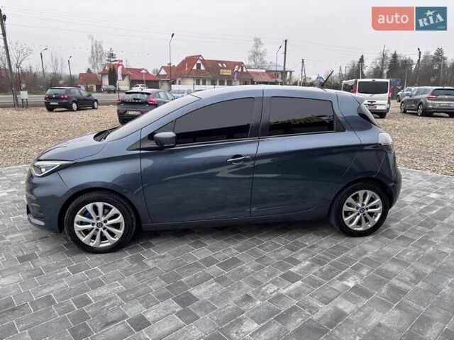 Серый Рено Зое, объемом двигателя 0 л и пробегом 153 тыс. км за 11799 $, фото 3 на Automoto.ua