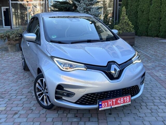 Серый Рено Зое, объемом двигателя 0 л и пробегом 100 тыс. км за 317 $, фото 20 на Automoto.ua