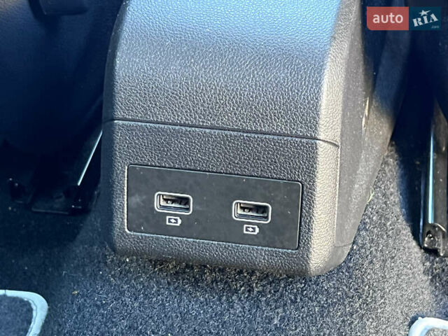 Сірий Рено Зое, об'ємом двигуна 0 л та пробігом 99 тис. км за 13400 $, фото 24 на Automoto.ua