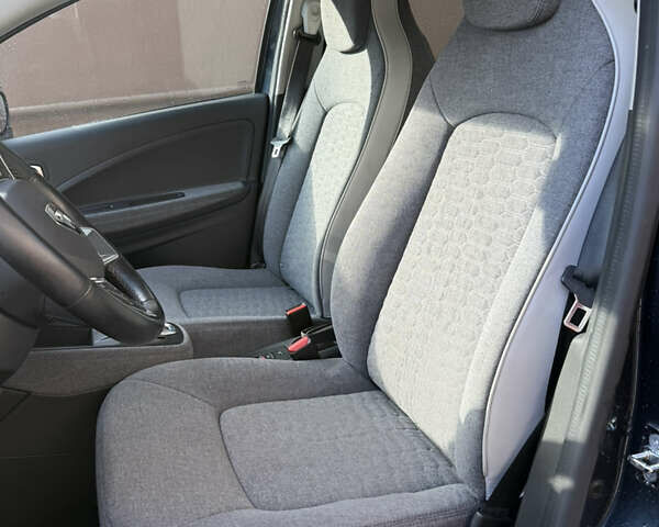 Рено Зое 2020 в Львове на Automoto.ua Серый Рено Зое, объемом двигателя 0 л и пробегом 60 тыс. км за 13550 $, фото 13 на Automoto.ua