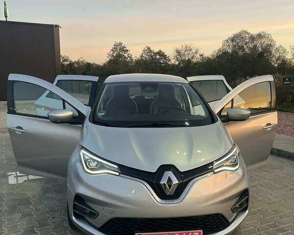 Сірий Рено Зое, об'ємом двигуна 0 л та пробігом 86 тис. км за 12300 $, фото 23 на Automoto.ua