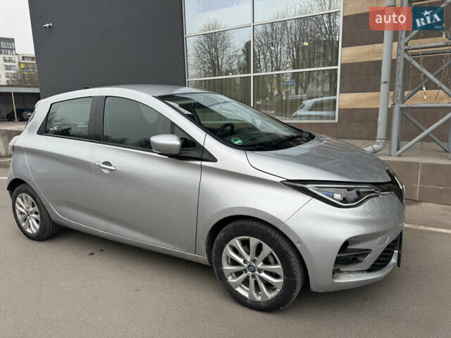 Серый Рено Зое, объемом двигателя 0 л и пробегом 4 тыс. км за 13700 $, фото 6 на Automoto.ua