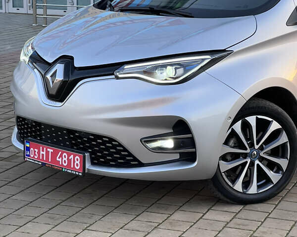 Сірий Рено Зое, об'ємом двигуна 0 л та пробігом 99 тис. км за 13400 $, фото 1 на Automoto.ua