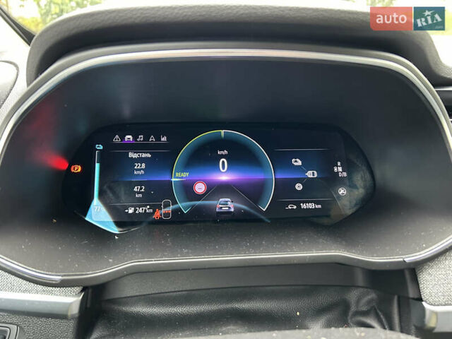 Серый Рено Зое, объемом двигателя 0 л и пробегом 16 тыс. км за 14800 $, фото 12 на Automoto.ua