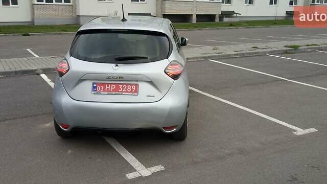 Сірий Рено Зое, об'ємом двигуна 0 л та пробігом 114 тис. км за 13200 $, фото 3 на Automoto.ua
