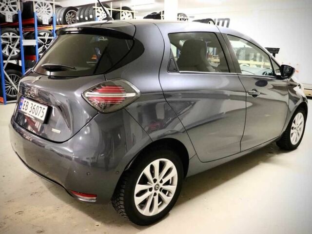 Серый Рено Зое, объемом двигателя 0 л и пробегом 39 тыс. км за 13500 $, фото 2 на Automoto.ua