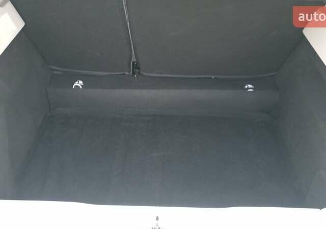 Сірий Рено Зое, об'ємом двигуна 0 л та пробігом 61 тис. км за 11499 $, фото 13 на Automoto.ua