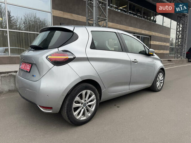 Серый Рено Зое, объемом двигателя 0 л и пробегом 4 тыс. км за 13700 $, фото 14 на Automoto.ua