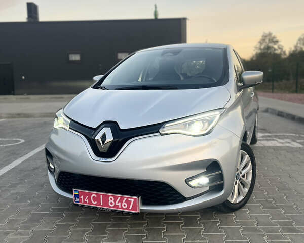 Сірий Рено Зое, об'ємом двигуна 0 л та пробігом 86 тис. км за 12300 $, фото 6 на Automoto.ua