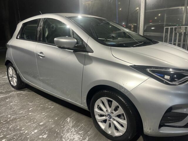 Сірий Рено Зое, об'ємом двигуна 0 л та пробігом 76 тис. км за 12900 $, фото 7 на Automoto.ua