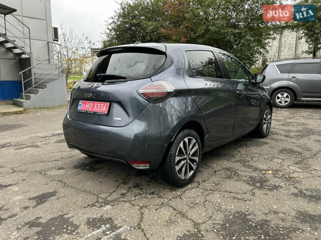 Серый Рено Зое, объемом двигателя 0 л и пробегом 16 тыс. км за 14800 $, фото 4 на Automoto.ua