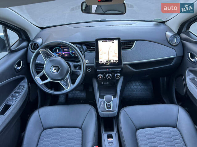 Сірий Рено Зое, об'ємом двигуна 0 л та пробігом 4 тис. км за 12900 $, фото 23 на Automoto.ua