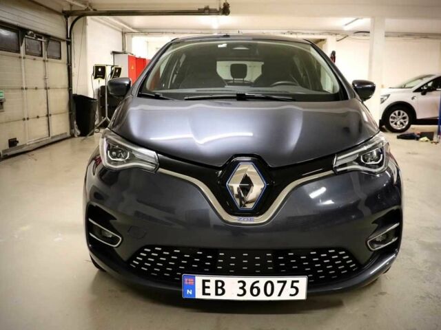 Серый Рено Зое, объемом двигателя 0 л и пробегом 39 тыс. км за 13500 $, фото 1 на Automoto.ua