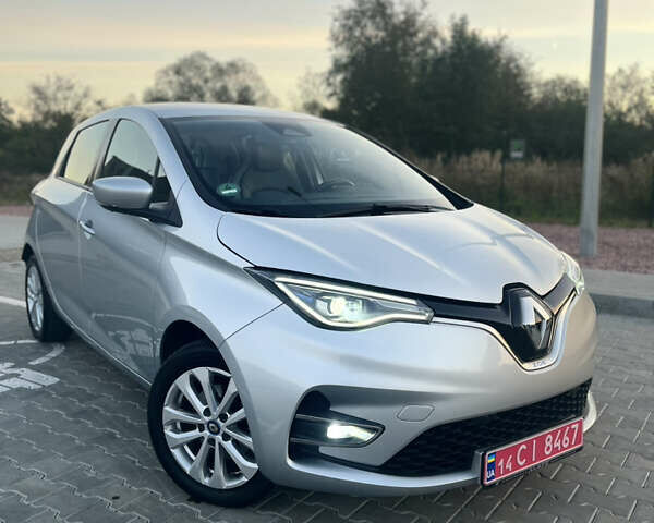 Сірий Рено Зое, об'ємом двигуна 0 л та пробігом 86 тис. км за 12300 $, фото 1 на Automoto.ua
