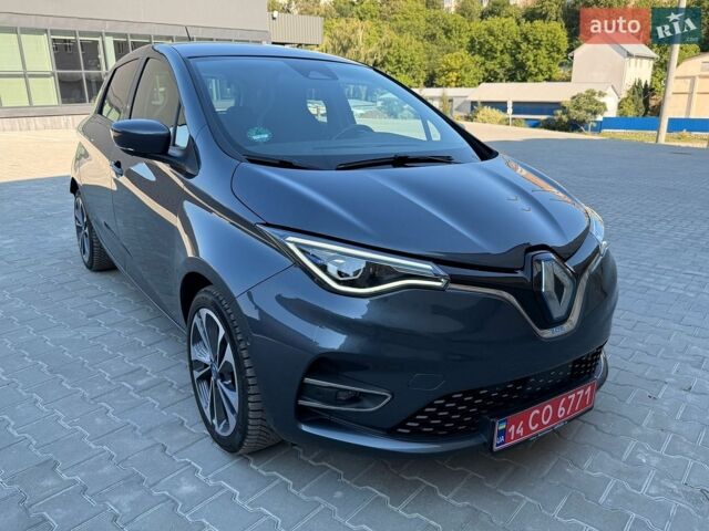 Серый Рено Зое, объемом двигателя 0 л и пробегом 117 тыс. км за 12999 $, фото 69 на Automoto.ua