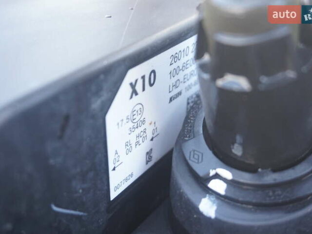 Серый Рено Зое, объемом двигателя 0 л и пробегом 174 тыс. км за 12000 $, фото 60 на Automoto.ua