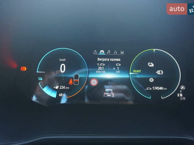 Серый Рено Зое, объемом двигателя 0 л и пробегом 174 тыс. км за 12000 $, фото 30 на Automoto.ua