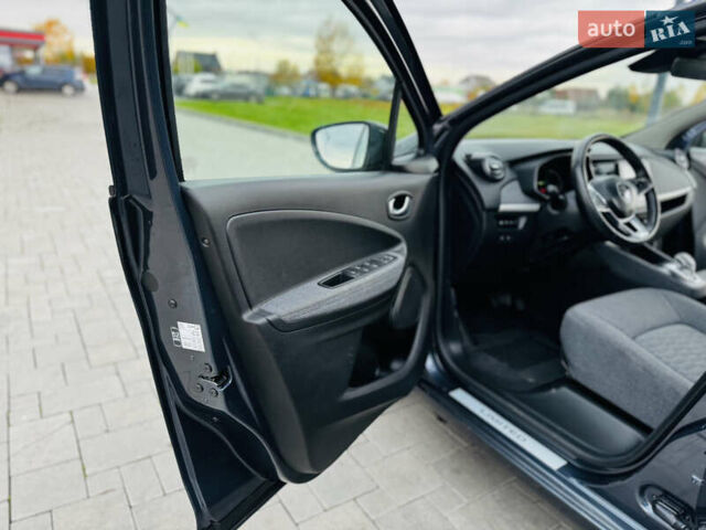 Рено Зое 2021 в Здолбунове на Automoto.ua Серый Рено Зое, объемом двигателя 0 л и пробегом 81 тыс. км за 12499 $, фото 39 на Automoto.ua