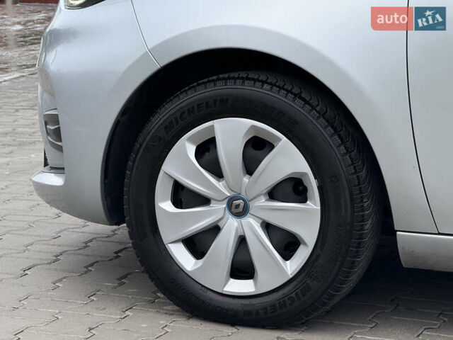 Сірий Рено Зое, об'ємом двигуна 0 л та пробігом 85 тис. км за 12600 $, фото 13 на Automoto.ua