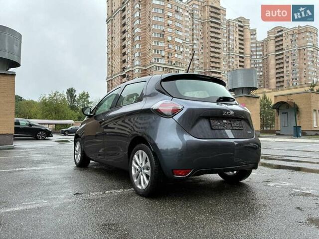 Серый Рено Зое, объемом двигателя 0 л и пробегом 33 тыс. км за 12900 $, фото 25 на Automoto.ua