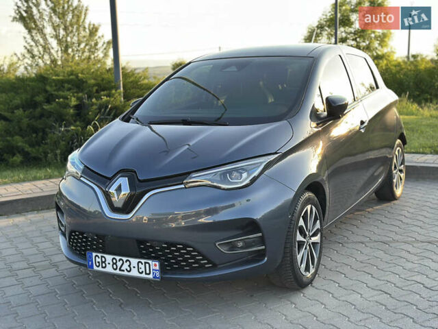 Серый Рено Зое, объемом двигателя 0 л и пробегом 35 тыс. км за 13450 $, фото 11 на Automoto.ua