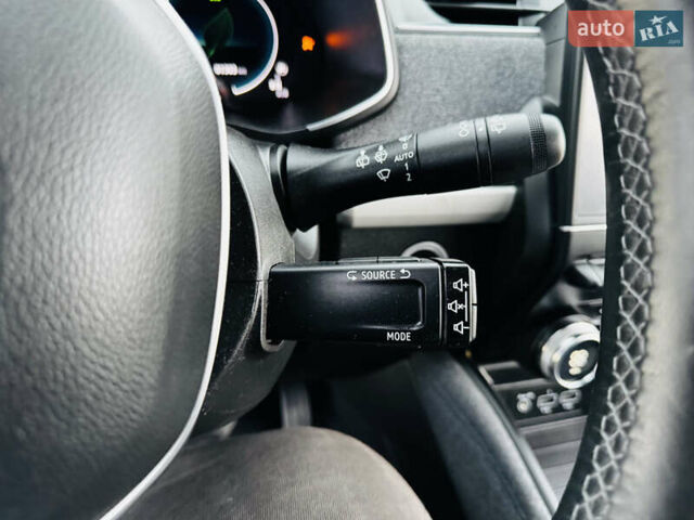 Рено Зое 2021 в Здолбунове на Automoto.ua Серый Рено Зое, объемом двигателя 0 л и пробегом 81 тыс. км за 12499 $, фото 45 на Automoto.ua