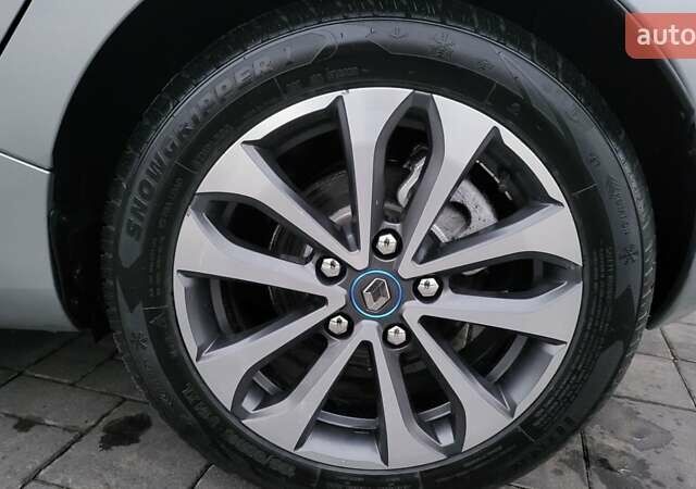 Сірий Рено Зое, об'ємом двигуна 0 л та пробігом 96 тис. км за 12550 $, фото 26 на Automoto.ua