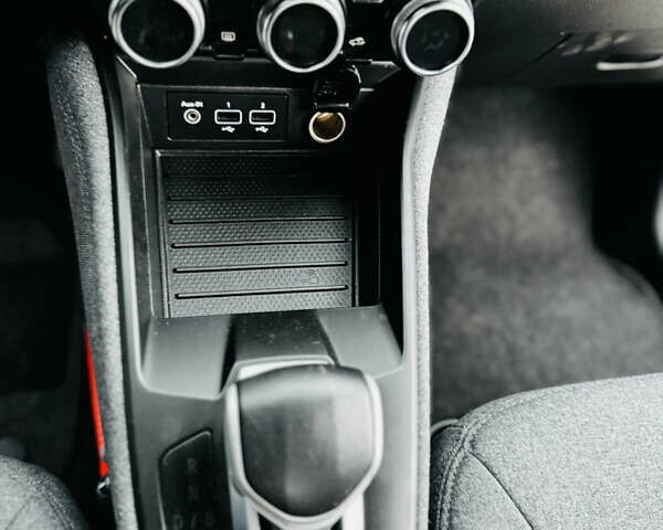 Рено Зое 2021 в Здолбунове на Automoto.ua Серый Рено Зое, объемом двигателя 0 л и пробегом 81 тыс. км за 12499 $, фото 42 на Automoto.ua