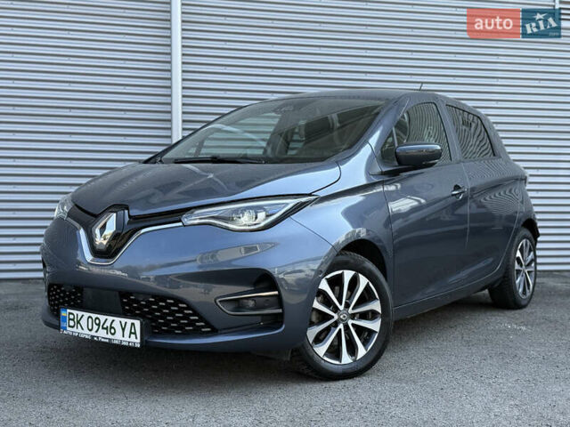 Серый Рено Зое, объемом двигателя 0 л и пробегом 24 тыс. км за 14950 $, фото 1 на Automoto.ua