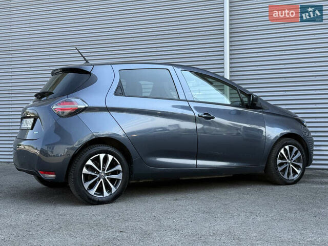Серый Рено Зое, объемом двигателя 0 л и пробегом 24 тыс. км за 14950 $, фото 18 на Automoto.ua