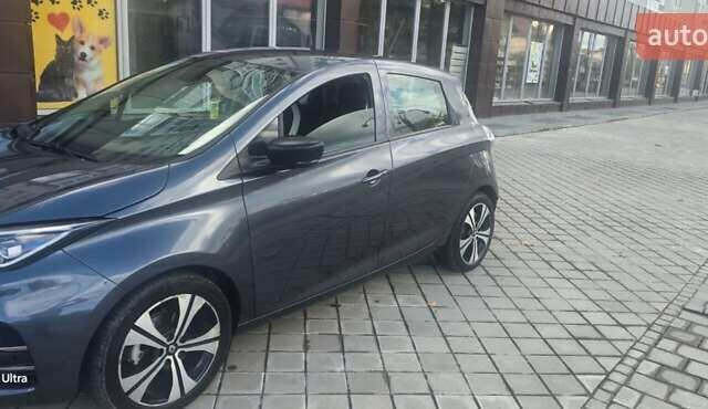 Рено Зое 2021 в Ивано-Франковске на Automoto.ua Серый Рено Зое, объемом двигателя 0 л и пробегом 31 тыс. км за 13450 $, фото 3 на Automoto.ua