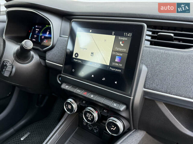 Серый Рено Зое, объемом двигателя 0 л и пробегом 24 тыс. км за 14950 $, фото 37 на Automoto.ua