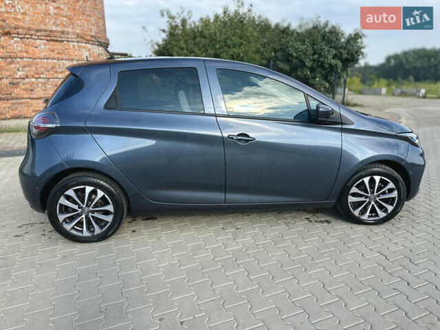 Серый Рено Зое, объемом двигателя 0 л и пробегом 39 тыс. км за 13500 $, фото 7 на Automoto.ua