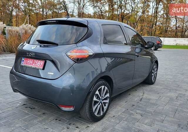 Рено Зое 2021 в Луцке на Automoto.ua Серый Рено Зое, объемом двигателя 0 л и пробегом 103 тыс. км за 12200 $, фото 8 на Automoto.ua