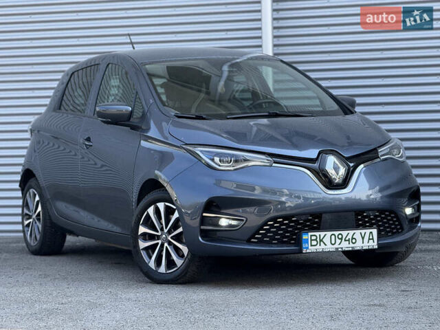 Серый Рено Зое, объемом двигателя 0 л и пробегом 24 тыс. км за 14950 $, фото 16 на Automoto.ua