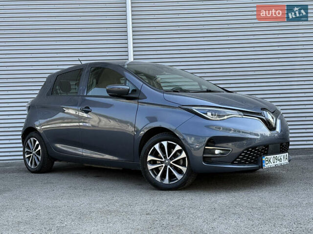 Серый Рено Зое, объемом двигателя 0 л и пробегом 24 тыс. км за 14950 $, фото 15 на Automoto.ua