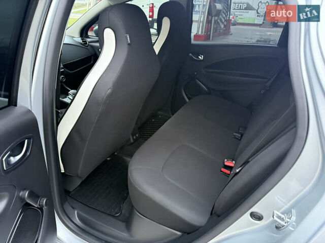 Сірий Рено Зое, об'ємом двигуна 0 л та пробігом 85 тис. км за 12600 $, фото 18 на Automoto.ua