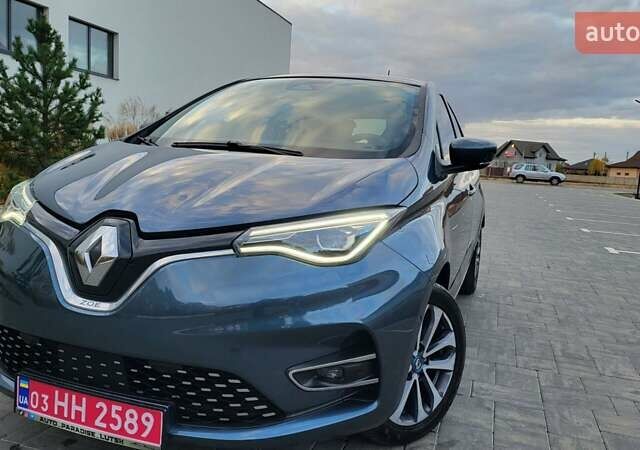 Серый Рено Зое, объемом двигателя 0 л и пробегом 103 тыс. км за 12200 $, фото 15 на Automoto.ua