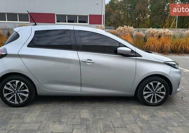 Рено Зое 2021 в Луцке на Automoto.ua Серый Рено Зое, объемом двигателя 0 л и пробегом 94 тыс. км за 12450 $, фото 13 на Automoto.ua
