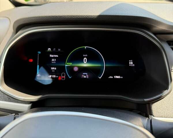 Сірий Рено Зое, об'ємом двигуна 0 л та пробігом 17 тис. км за 15200 $, фото 10 на Automoto.ua