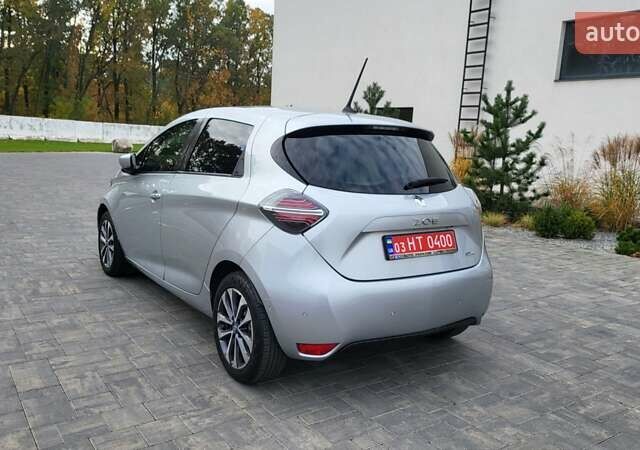 Рено Зое 2021 в Луцке на Automoto.ua Серый Рено Зое, объемом двигателя 0 л и пробегом 94 тыс. км за 12450 $, фото 2 на Automoto.ua